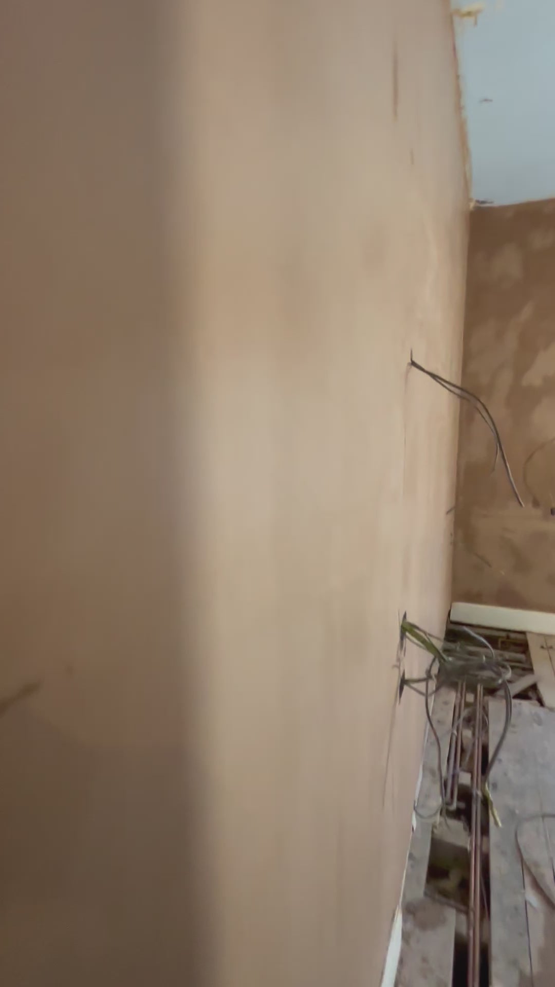 Carpet protection roll and stroll